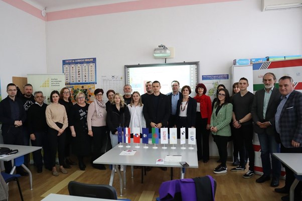 ZAVRŠNA KONFERENCIJA ESF- PROJEKTA POUČI ME ZAVRŠNA KONFERENCIJA ESF- PROJEKTA POUČI ME