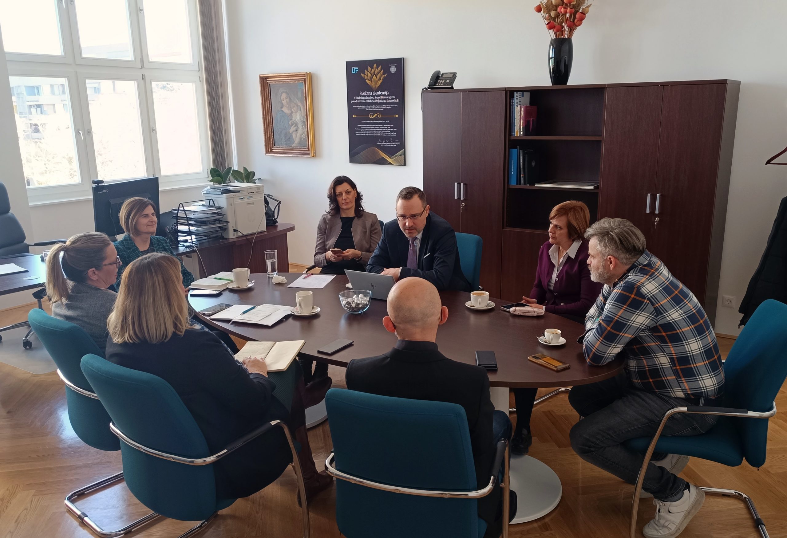 Suradnja Učiteljskog fakulteta i Gradskog ureda za obrazovanje, sport i mlade: Planovi za obnovu i razvoj Suradnja Učiteljskog fakulteta i Gradskog ureda za obrazovanje, sport i mlade: Planovi za obnovu i razvoj