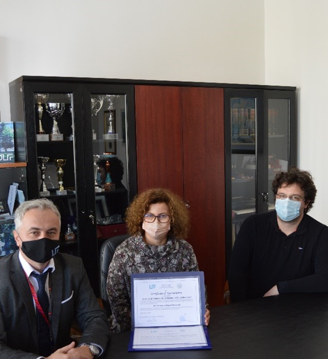 Svečano uručenje zahvalnice izv. prof. dr. sc. Tamari Turza-Bogdan Svečano uručenje zahvalnice izv. prof. dr. sc. Tamari Turza-Bogdan